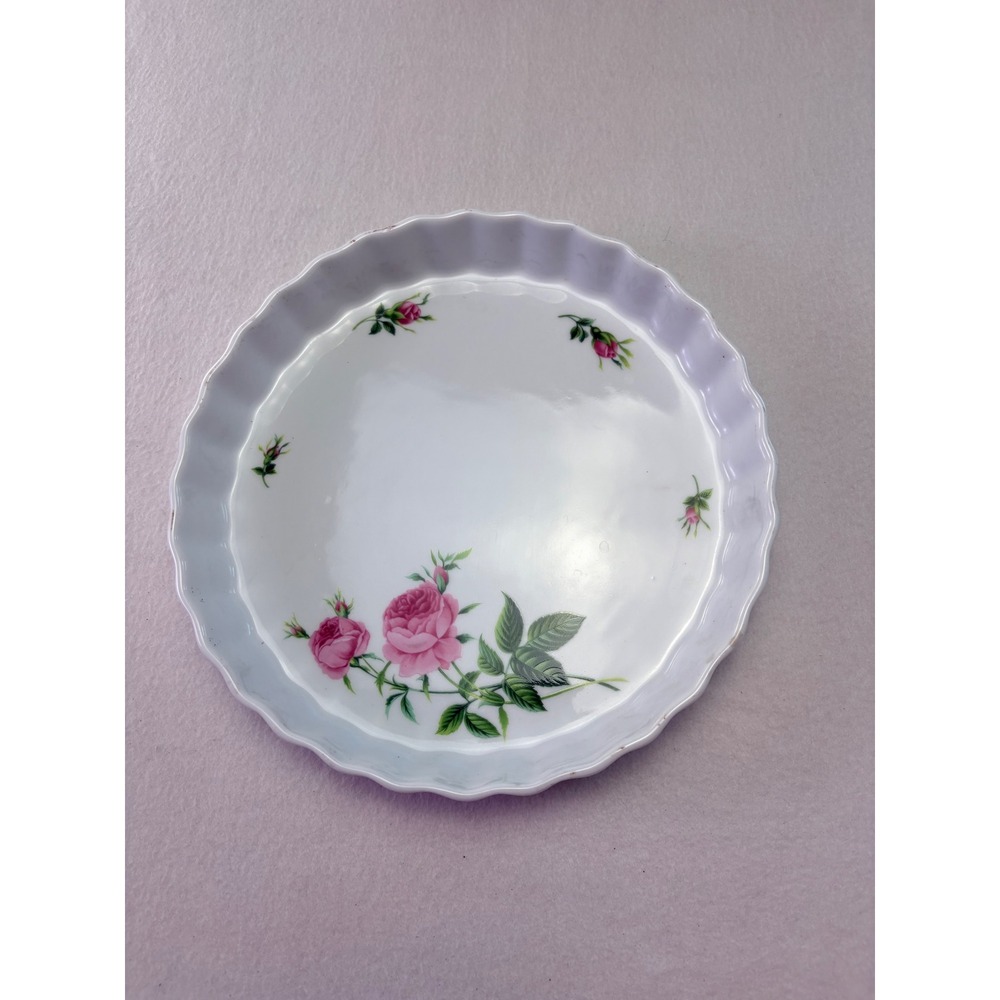 Christineholm Quiche Tart Pan 9.5in White Rose Floral Scalloped Edge cottagecore